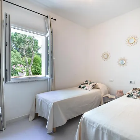 Casa Vacanze Con Piscina Daire *